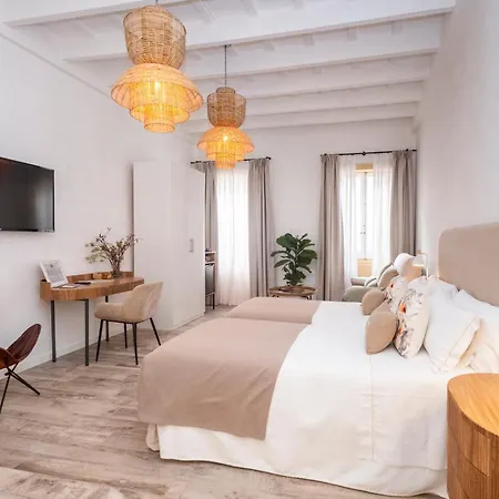 Encant De Boutique Hotel