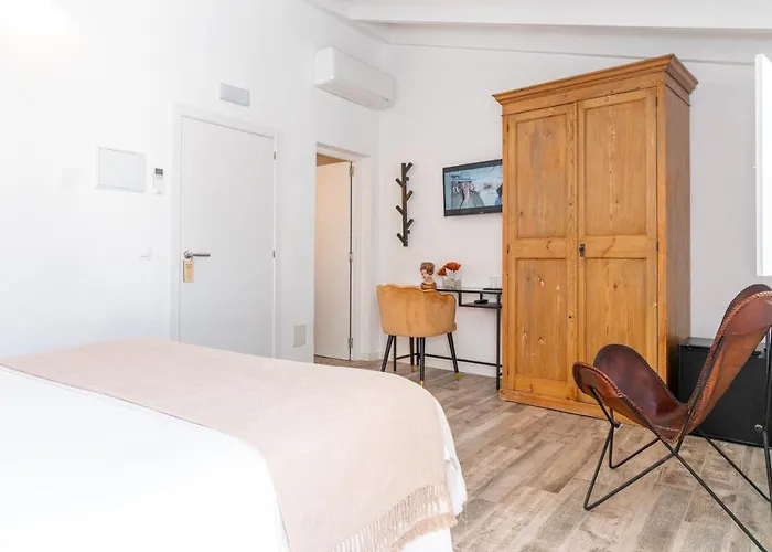 Encant De Boutique Hotel 4*