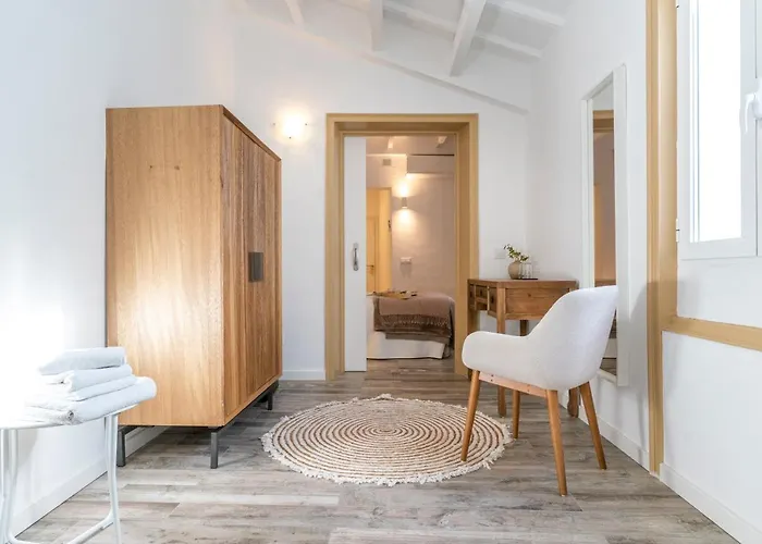 Hotel Encant De Boutique 4*