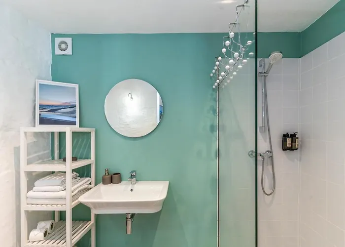 Encant De Boutique 4*