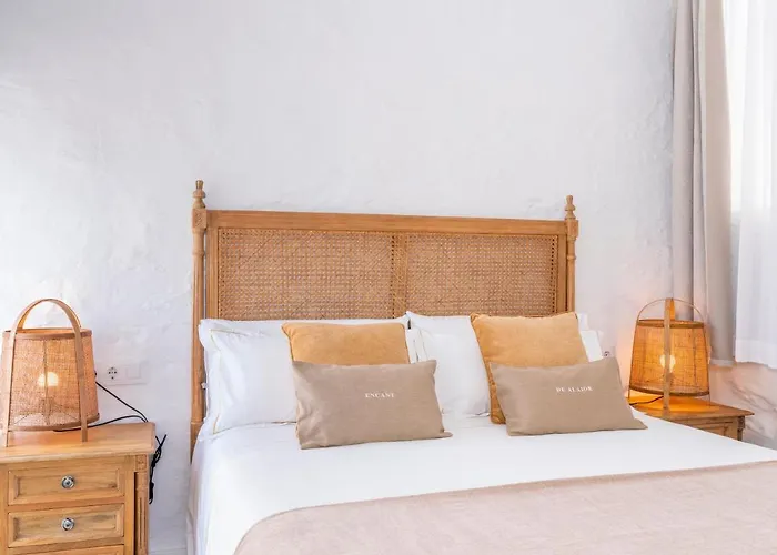 Encant De Boutique Hotel 4*