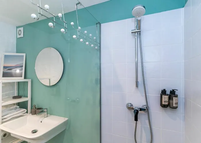 Encant De Boutique 4*